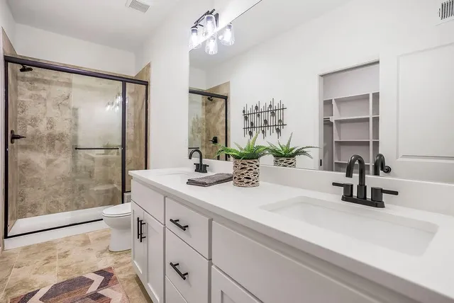 $429,000 | 1128 South 12th Terrace, Louisburg, KS 66053