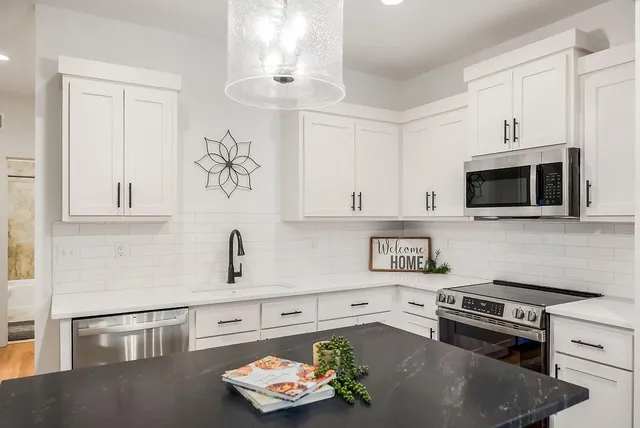 $429,000 | 1128 South 12th Terrace, Louisburg, KS 66053