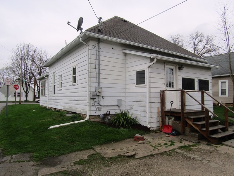 341 Line Street Decatur, IN 46733 - Photo 3 of 20