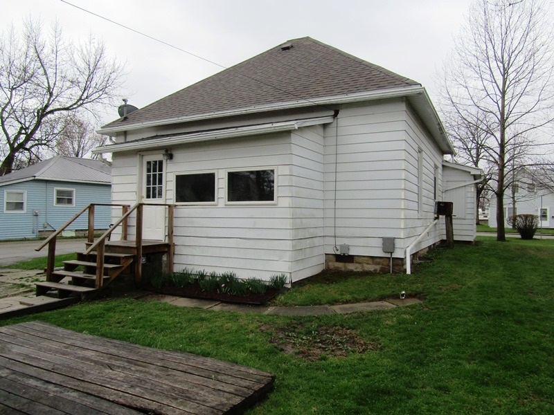 341 Line Street Decatur, IN 46733 - Photo 4 of 20