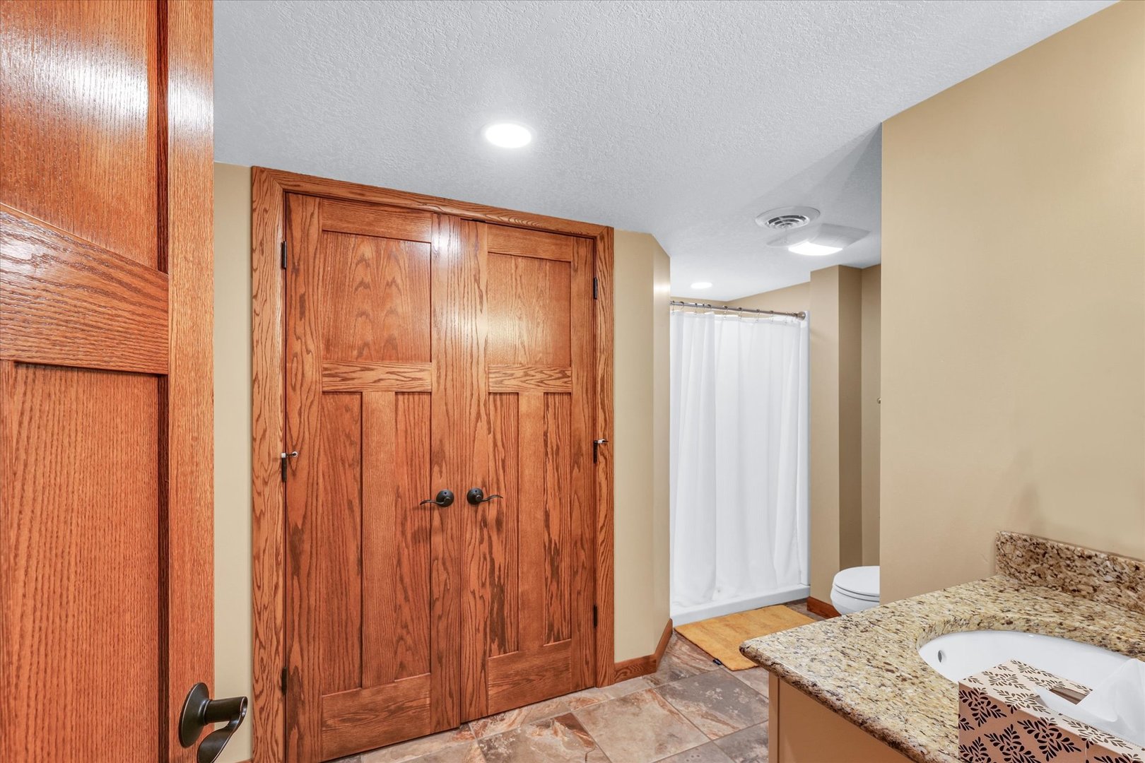 1096 Bucks Pond Road Monticello, IL 61856 - Photo 36 of 58 Gallery Image 36