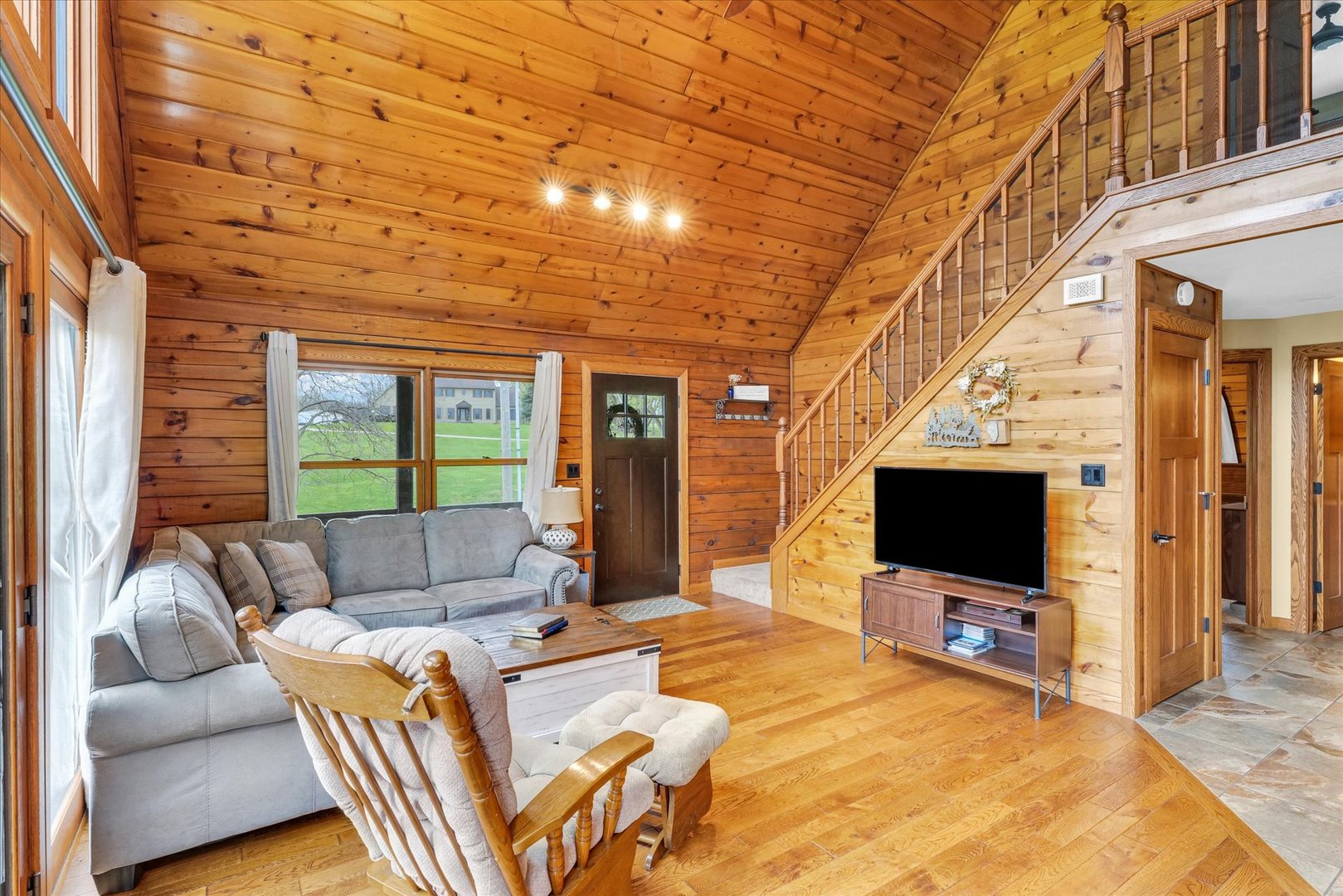 1096 Bucks Pond Road Monticello, IL 61856 - Photo 9 of 58 Gallery Image 9