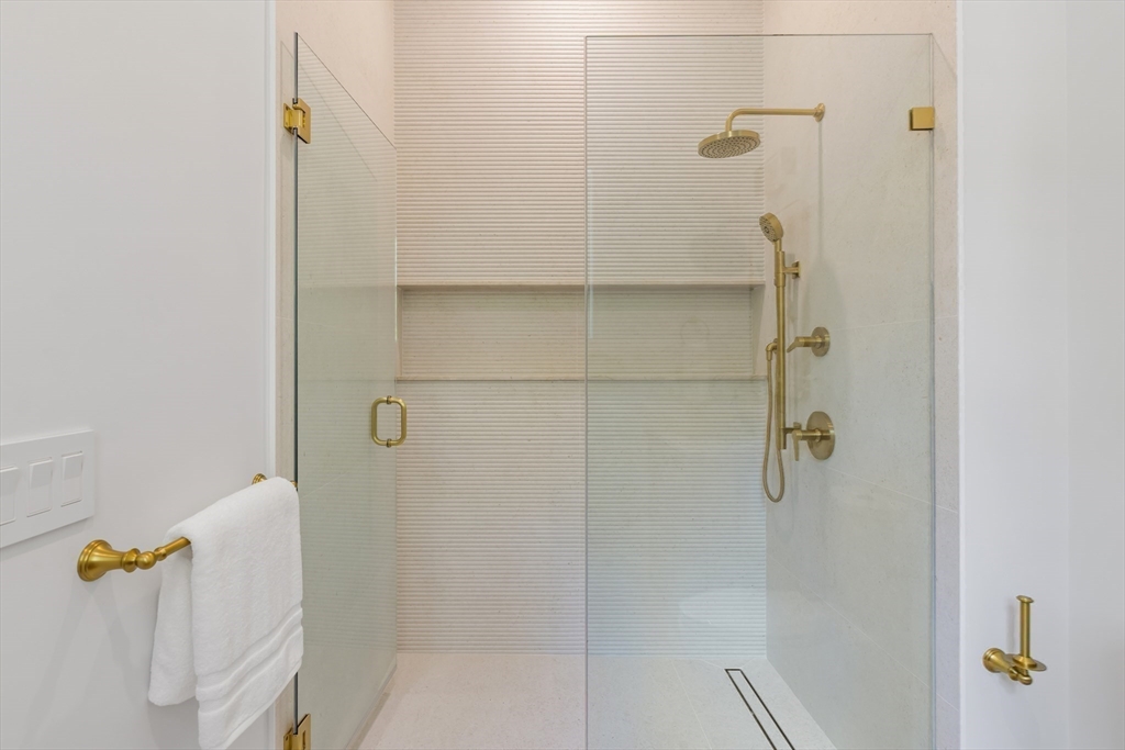 101 Alban Road Newton, MA 02468 - Photo 13 of 28