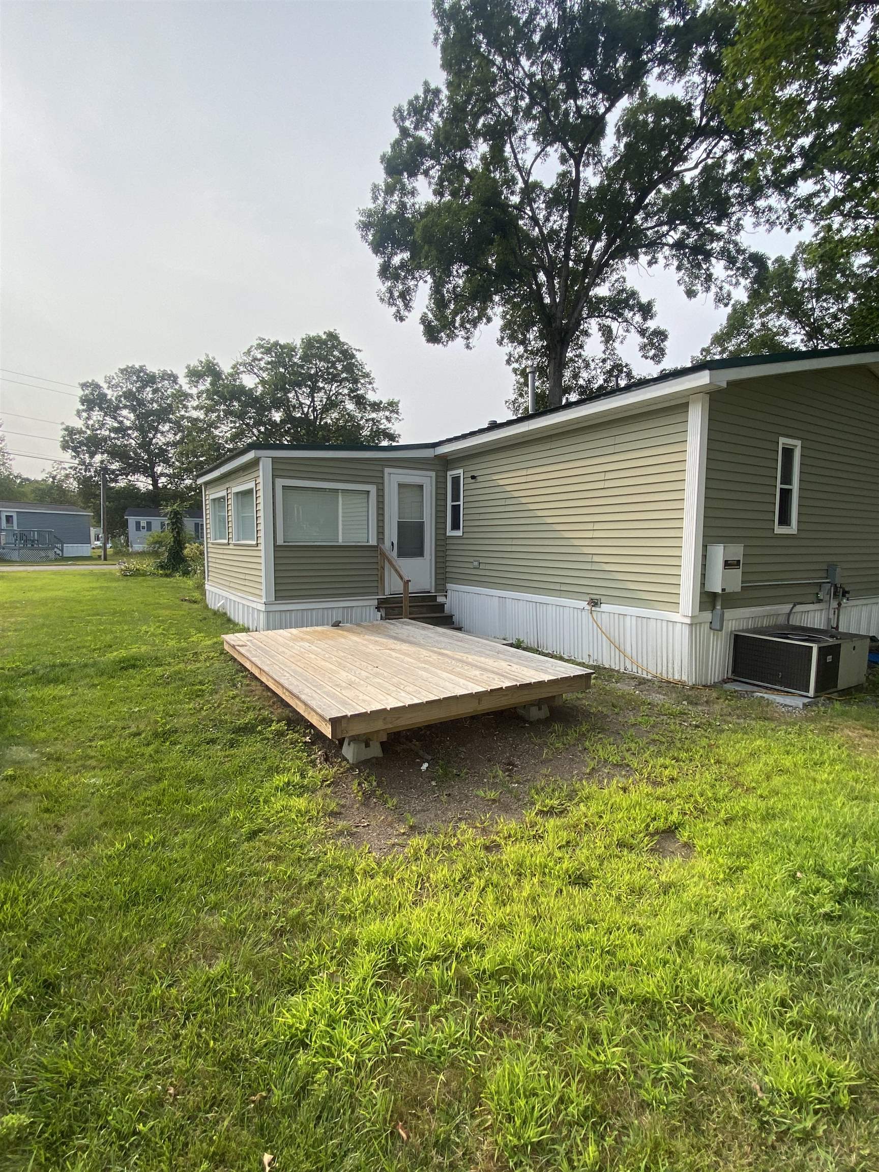 32 Lindenshire Avenue Exeter, NH 03833 - Photo 5 of 22