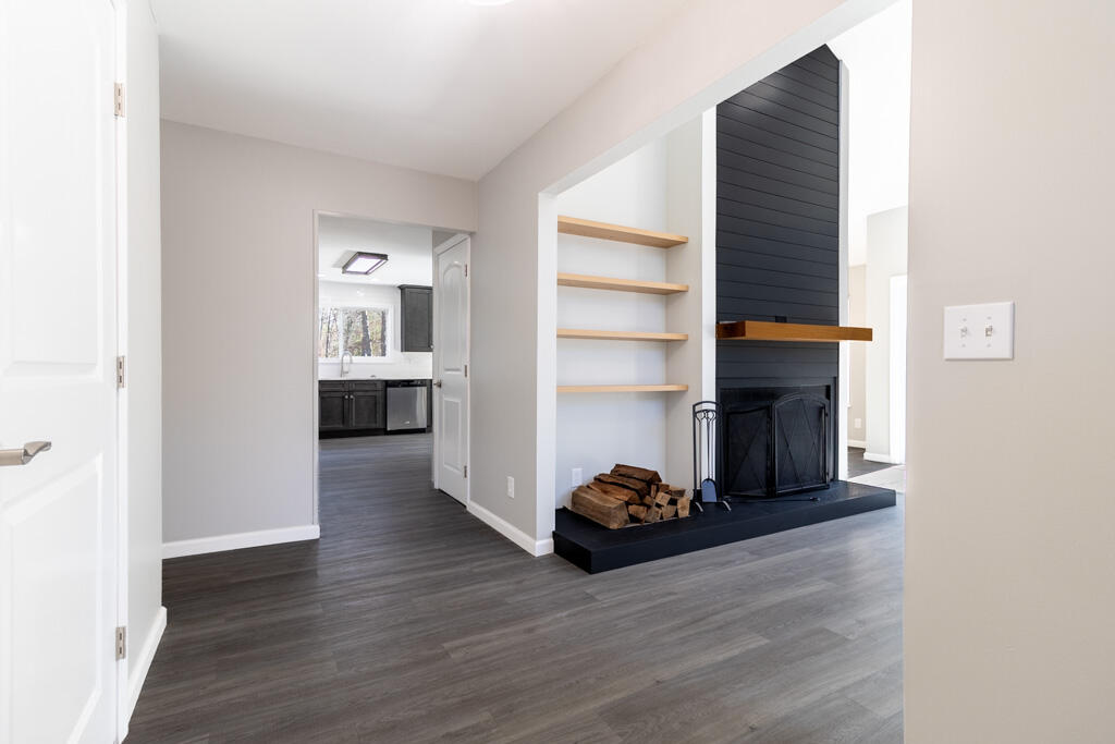 1541 Threadmill Road Dalton, GA 30720 - Photo 6 of 65 1541 Threadmill-06