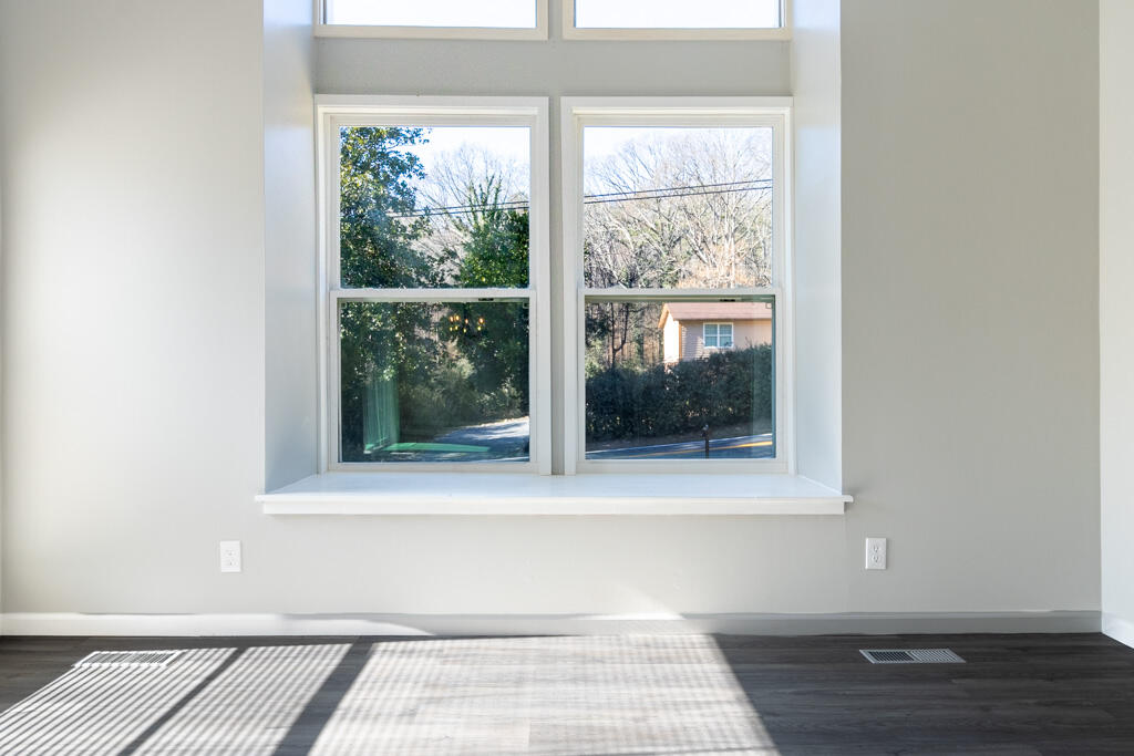 1541 Threadmill Road Dalton, GA 30720 - Photo 9 of 65 1541 Threadmill-09