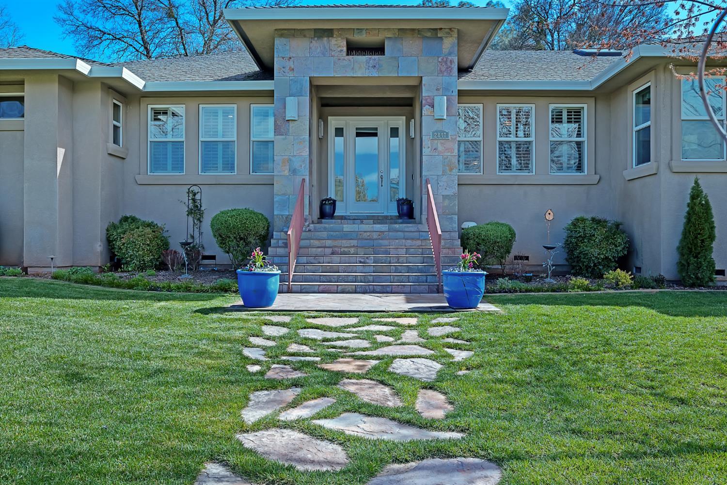 2847 Sierra Vista Road Rescue, CA 95672 - Photo 2 of 69 a front view of a house with garden