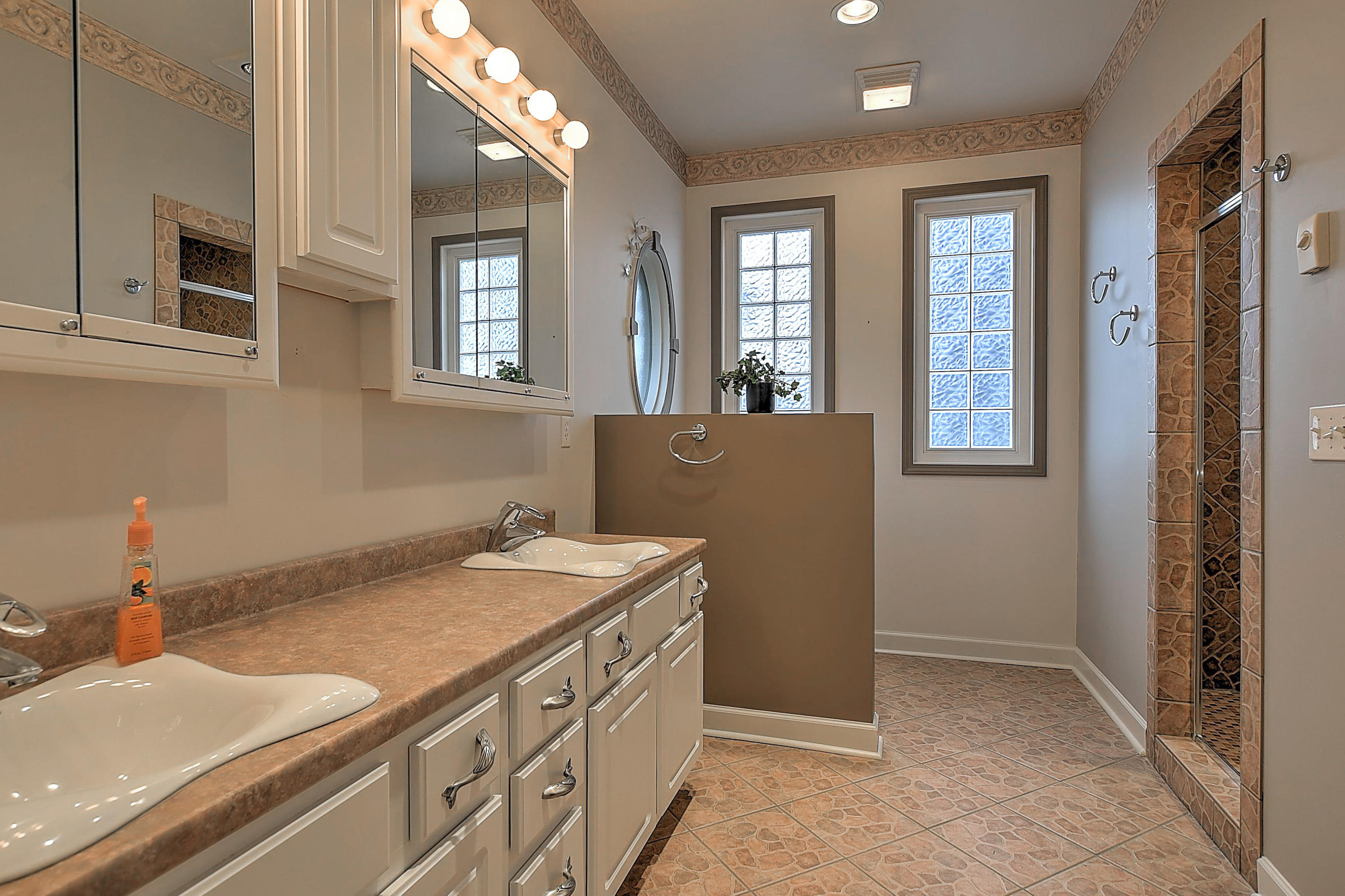 142 Stonebrook Loop Elizabethton, TN 37643 - Photo 33 of 50 142 Stonebrook Loop-33