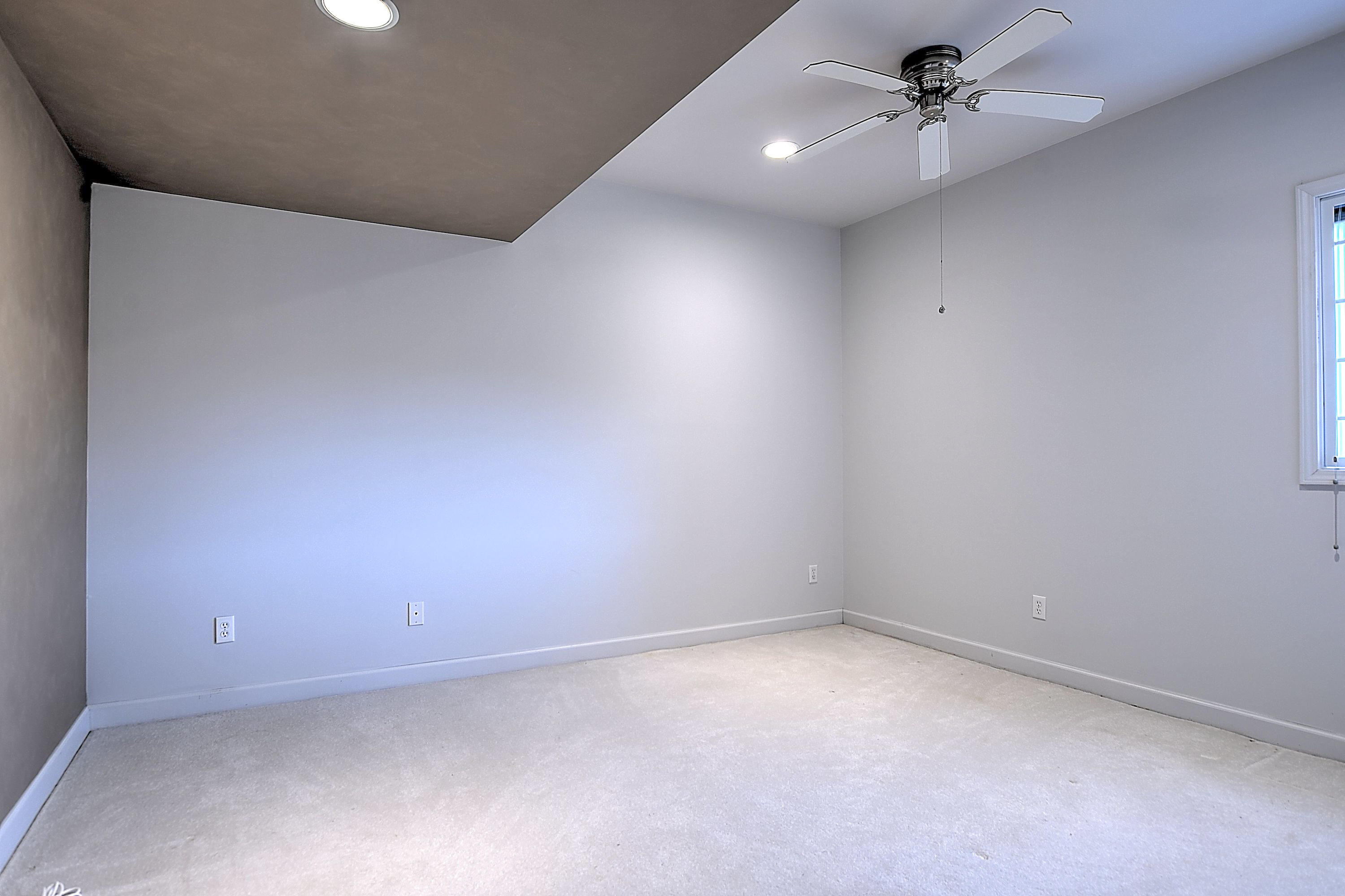 142 Stonebrook Loop Elizabethton, TN 37643 - Photo 38 of 50 142 Stonebrook Loop-38