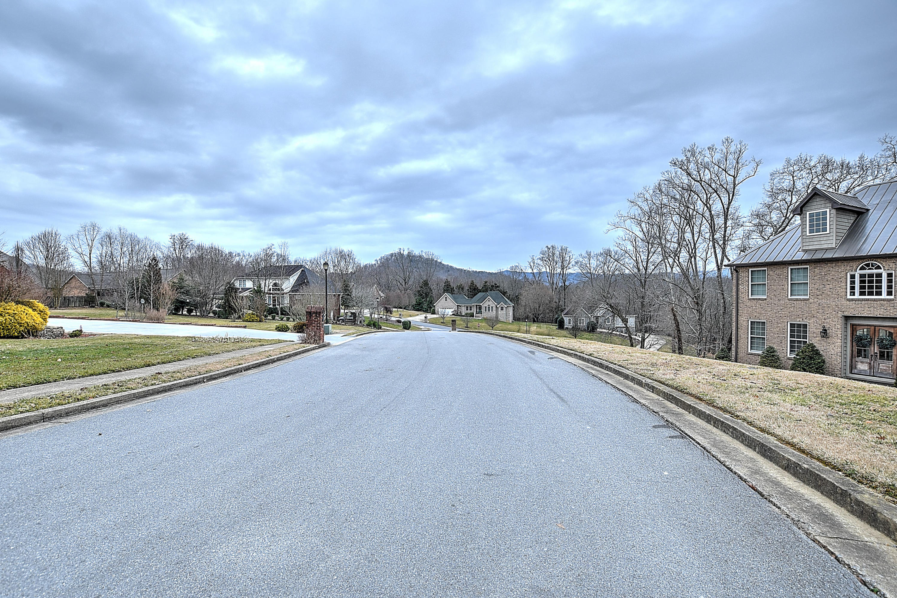 142 Stonebrook Loop Elizabethton, TN 37643 - Photo 10 of 50 142 Stonebrook Loop