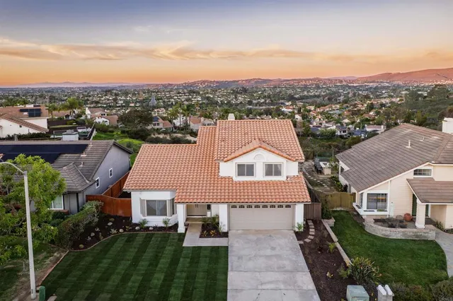 $1,649,900 | 1619 Willowspring Drive North, Encinitas, CA 92024