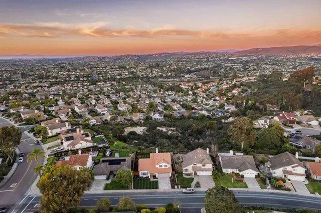 $1,649,900 | 1619 Willowspring Drive North, Encinitas, CA 92024