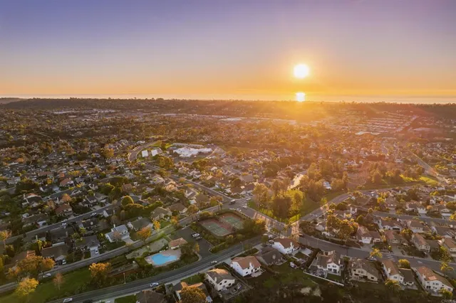 $1,649,900 | 1619 Willowspring Drive North, Encinitas, CA 92024