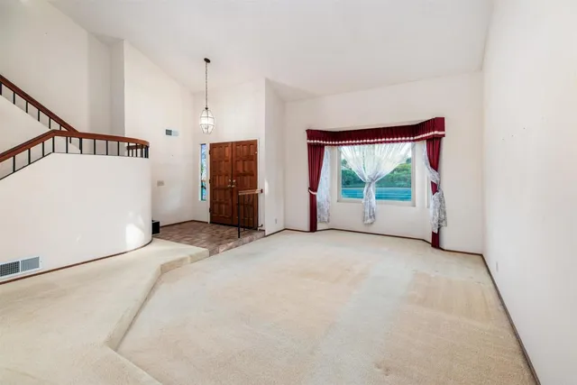 $1,649,900 | 1619 Willowspring Drive North, Encinitas, CA 92024