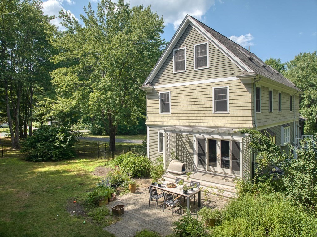 277 Stow Road Harvard, MA 01451 - Photo 7 of 42