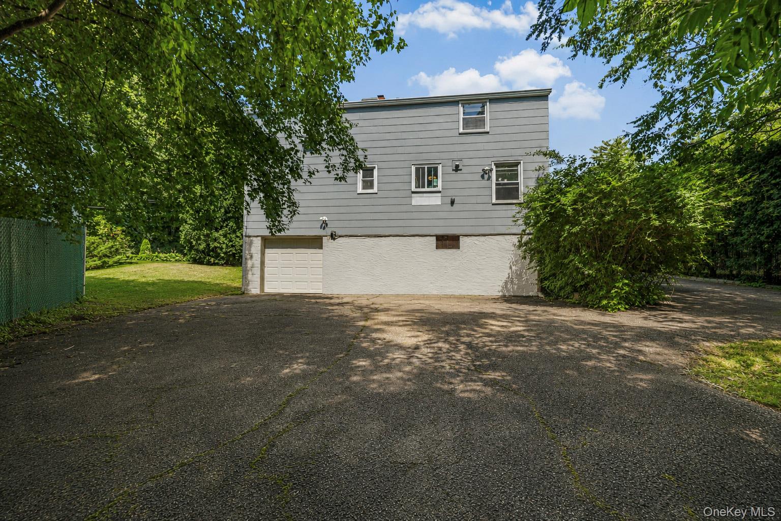 676 Scarsdale Road Tuckahoe, NY 10707 - Photo 18 of 24
