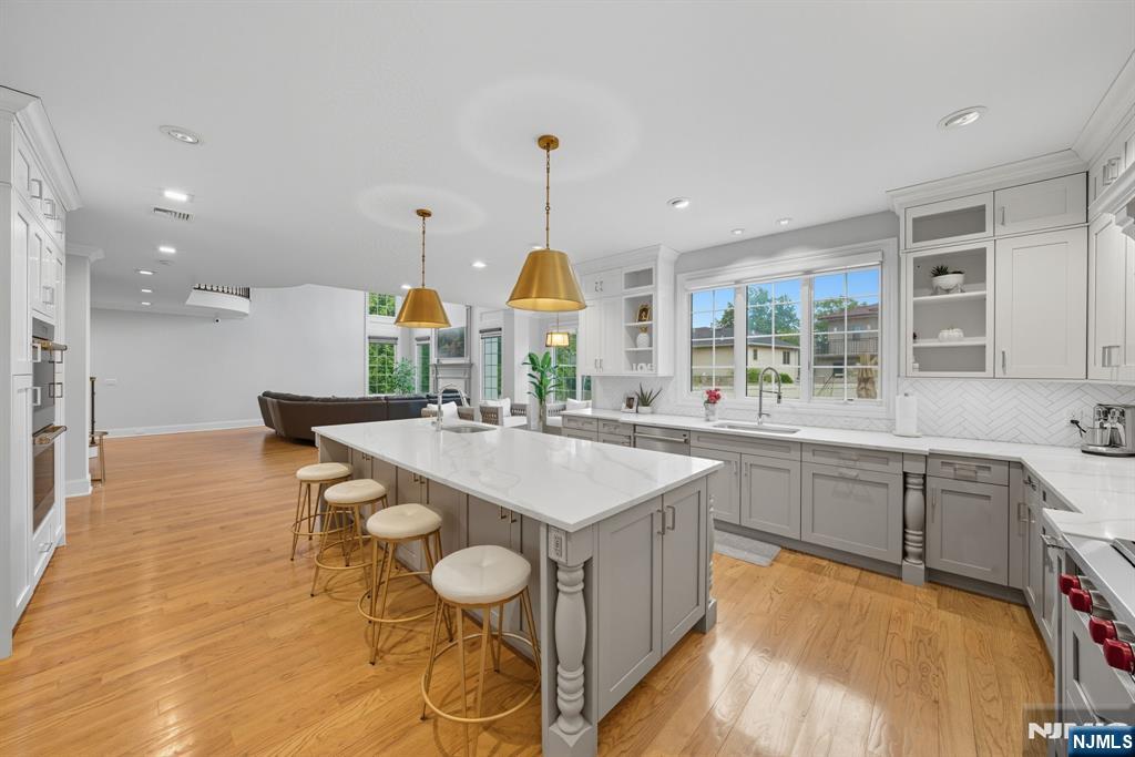 146 Stuart Street Paramus, NJ 07652 - Photo 11 of 45