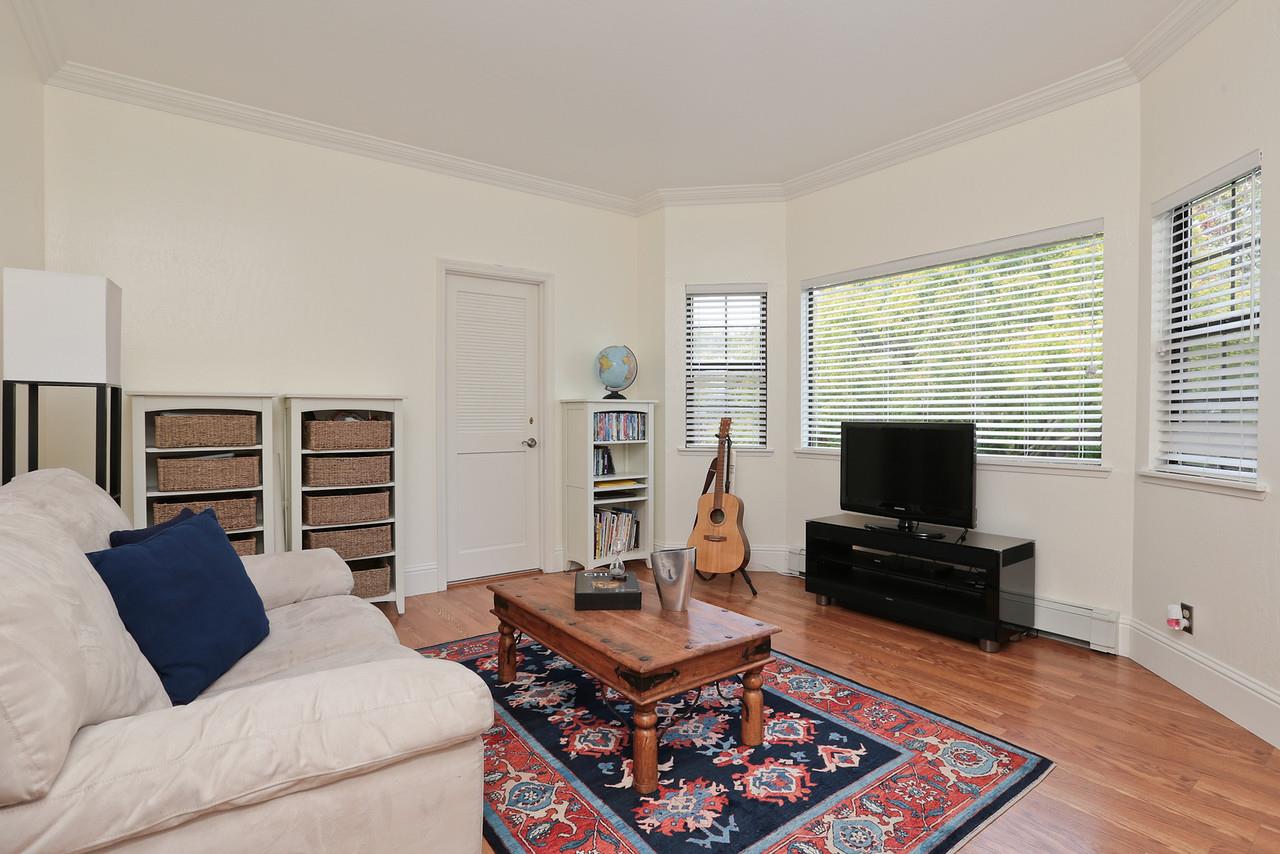 14210 Baleri Ranch Road Los Altos Hills, CA 94022 - Photo 34 of 48