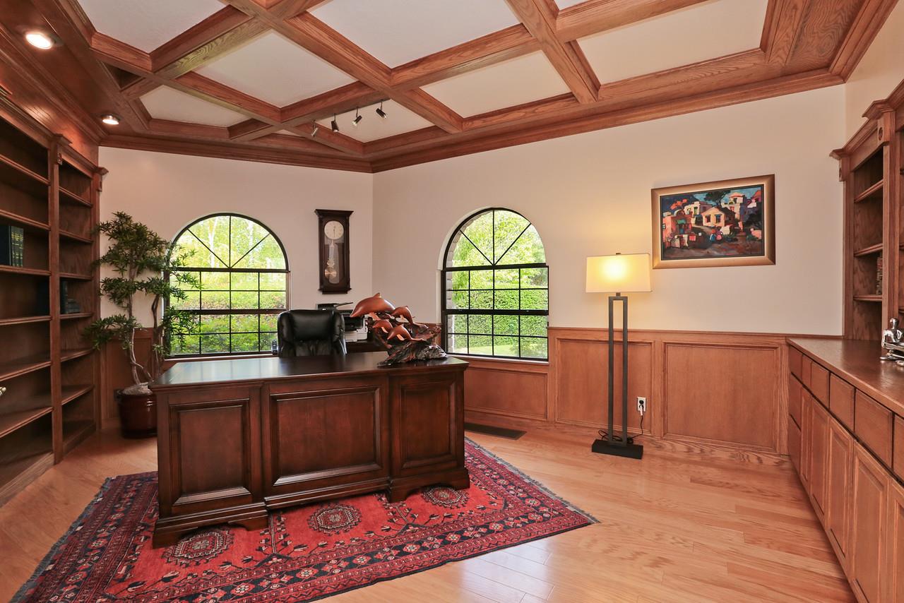 14210 Baleri Ranch Road Los Altos Hills, CA 94022 - Photo 35 of 48