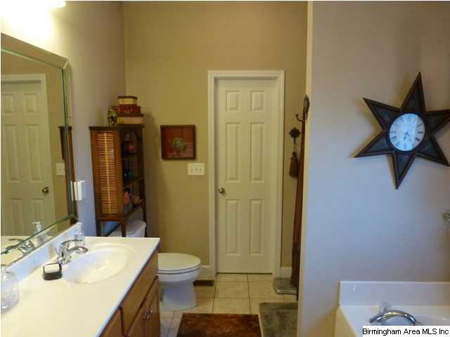 725 Ridgefield Way Odenville, AL 35120 - Photo 13 of 23