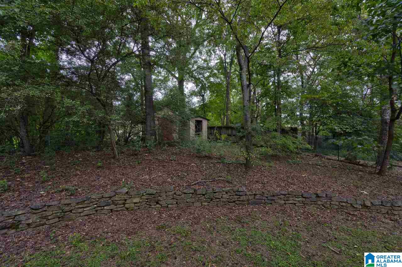 5532 Hunters Hill Road Birmingham, AL 35210 - Photo 8 of 35