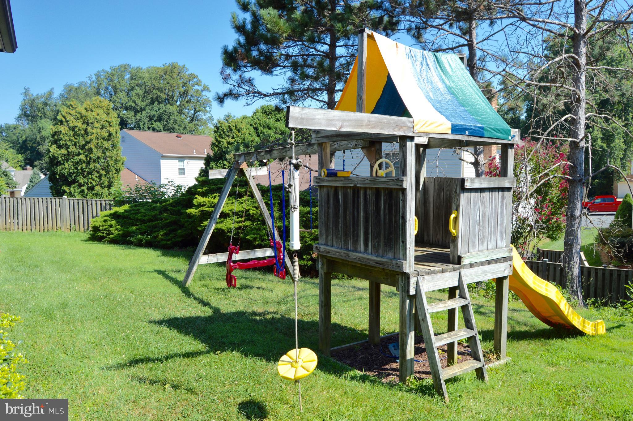 2131 Silentree Drive Vienna, VA 22182 - Photo 24 of 25 Ample Play Space