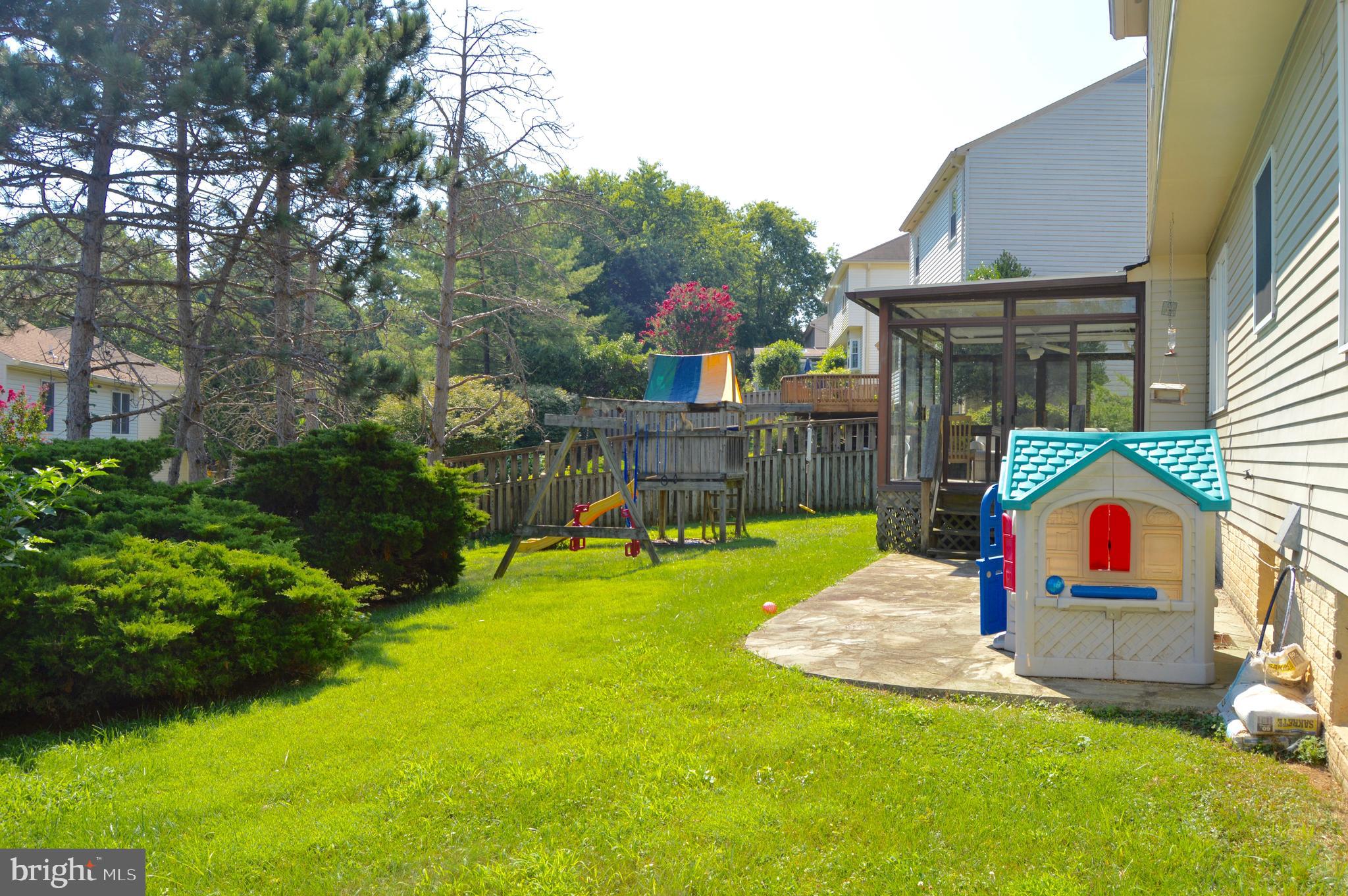 2131 Silentree Drive Vienna, VA 22182 - Photo 25 of 25 Flat Rear Yard