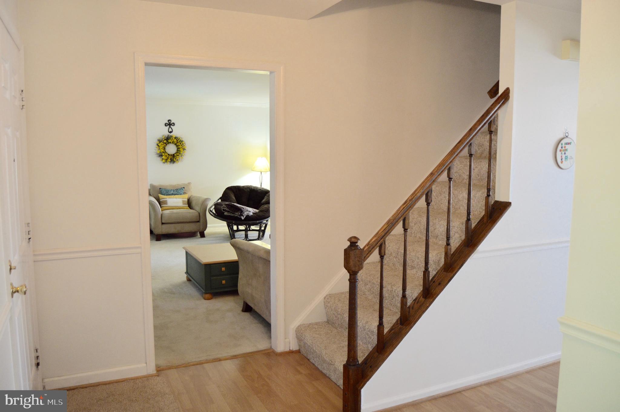 2131 Silentree Drive Vienna, VA 22182 - Photo 4 of 25 Foyer