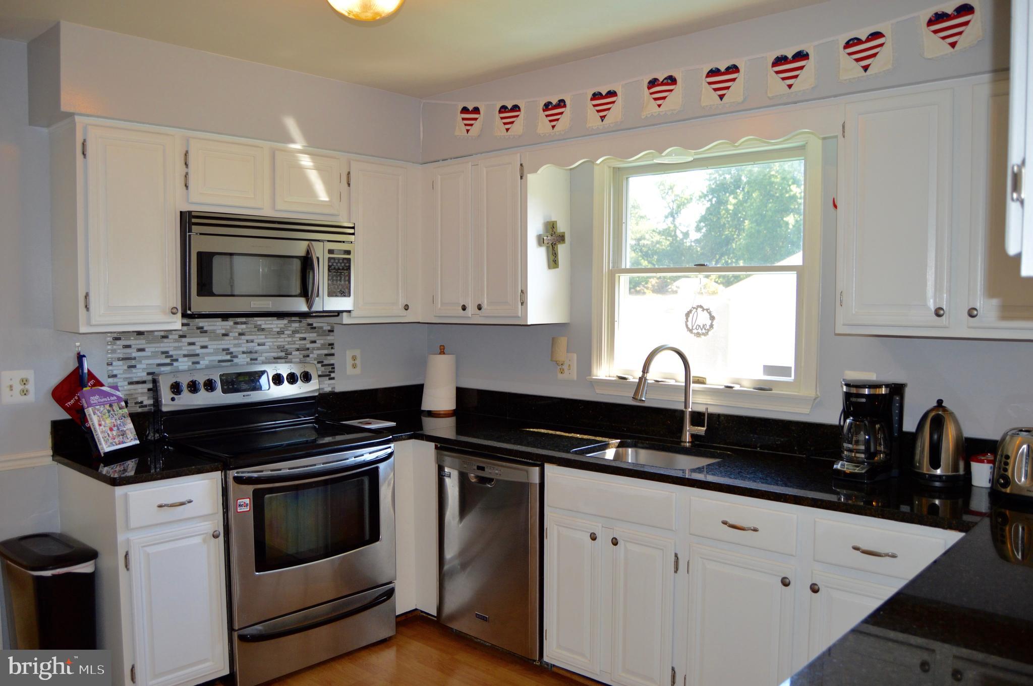 2131 Silentree Drive Vienna, VA 22182 - Photo 10 of 25 Updated Kitchen