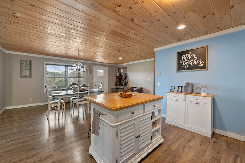 1201 Ada Street Blue Ridge, GA 30513 - Photo 16 of 62