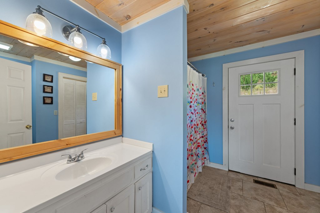 1201 Ada Street Blue Ridge, GA 30513 - Photo 29 of 62