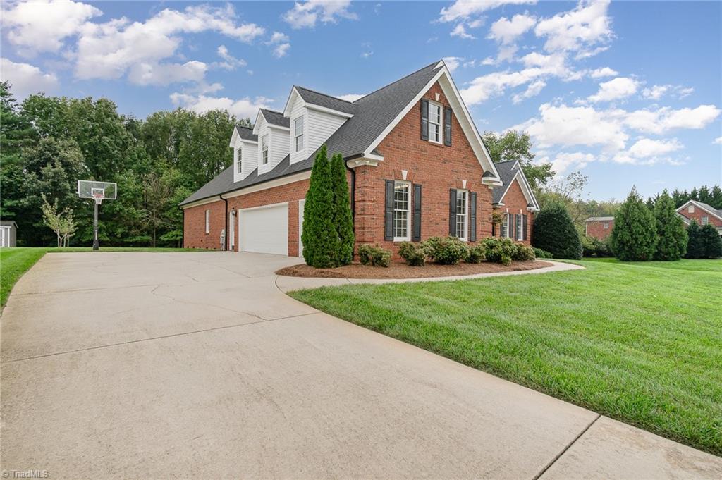 8511 Merriman Farm Road Oak Ridge, NC 27310 - Photo 4 of 43