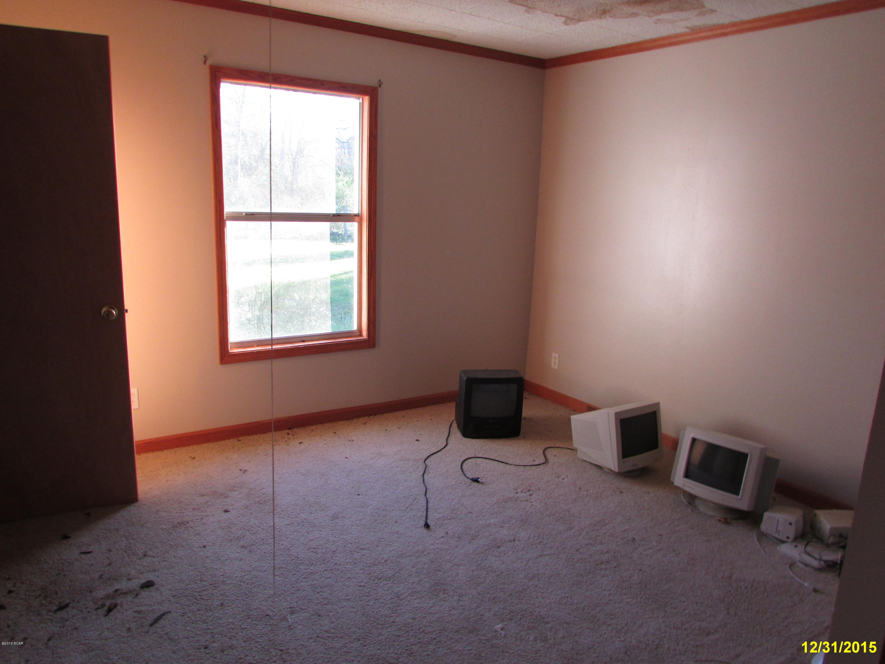 1026 Loyis Road Cottondale, FL 32431 - Photo 2 of 7