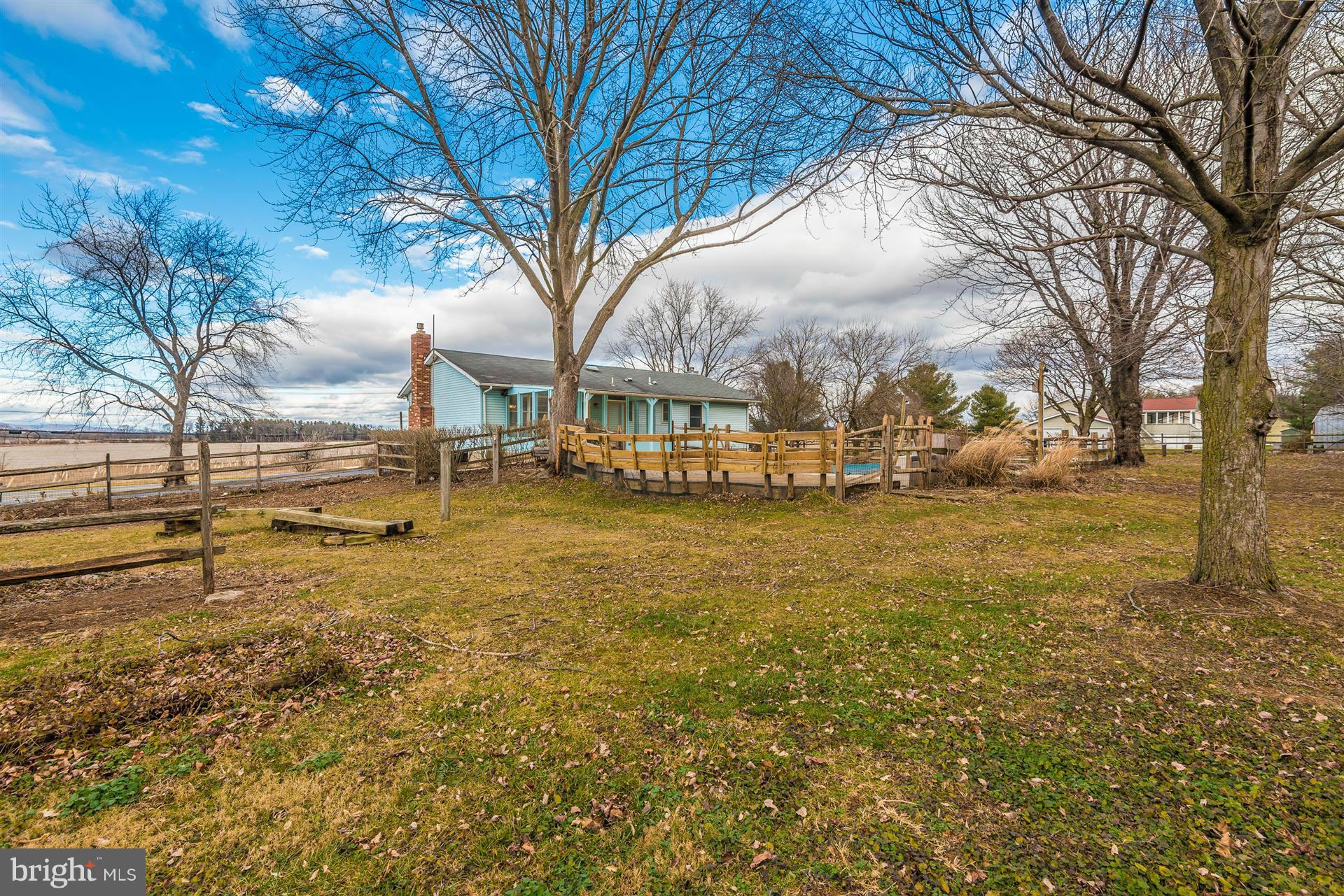 5707 Adamstown Road Adamstown, MD 21710 - Photo 27 of 30 Exterior (Rear)