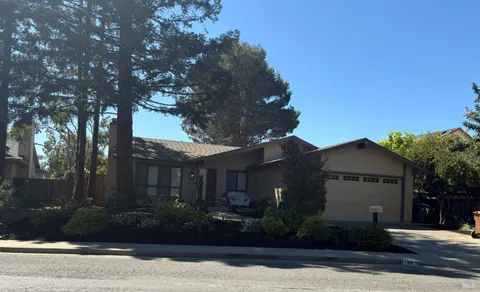 $788,888 | 128 West Seaview Drive, Benicia, CA 94510