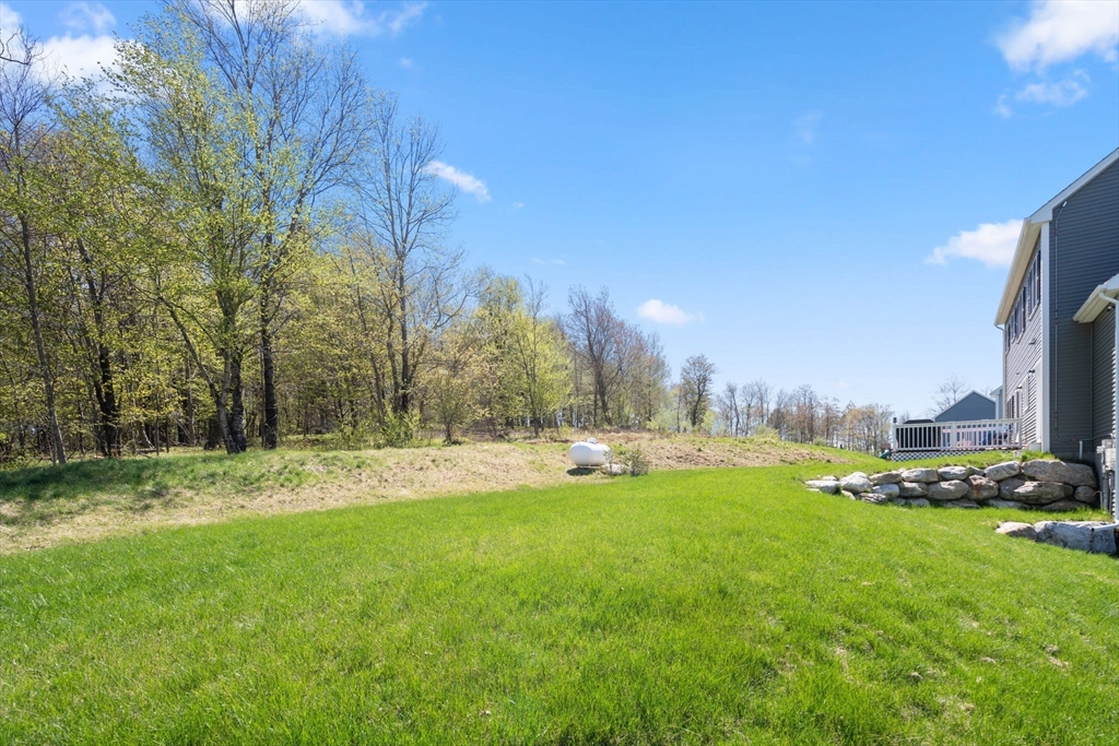 32 Hycrest Road Charlton, MA 01507 - Photo 8 of 42