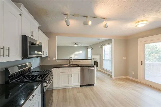 $2,400 | 7040 Magnolia Park Lane Northwest, Norcross, GA 30093