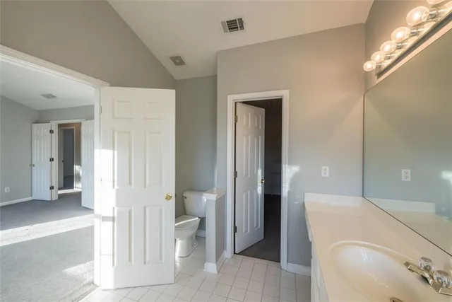 $2,400 | 7040 Magnolia Park Lane Northwest, Norcross, GA 30093