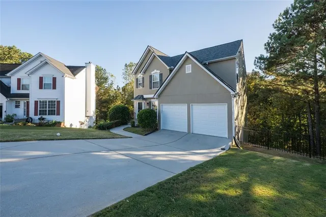 $2,400 | 7040 Magnolia Park Lane Northwest, Norcross, GA 30093