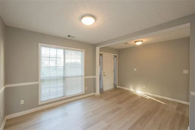 $2,400 | 7040 Magnolia Park Lane Northwest, Norcross, GA 30093