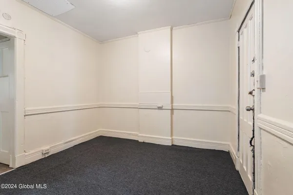 $1,050 | 28 Bradford Street, Unit 1, Albany, NY 12206