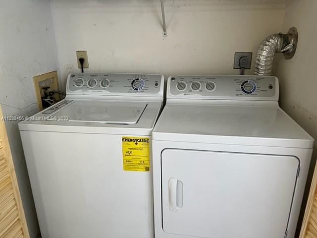 5420 Gate Lake Road, Unit 5420 Tamarac, FL 33319 - Photo 13 of 39 Gallery Image 13