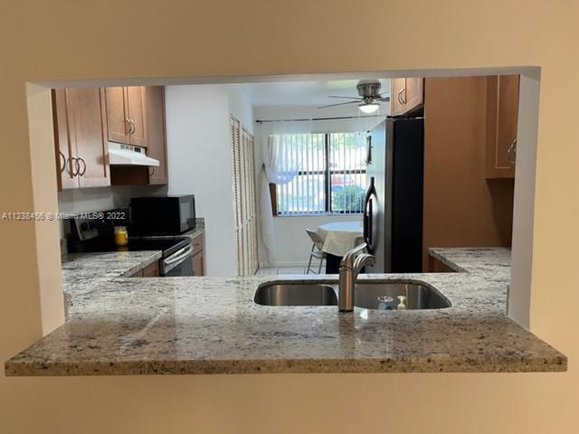 5420 Gate Lake Road, Unit 5420 Tamarac, FL 33319 - Photo 17 of 39 Gallery Image 17