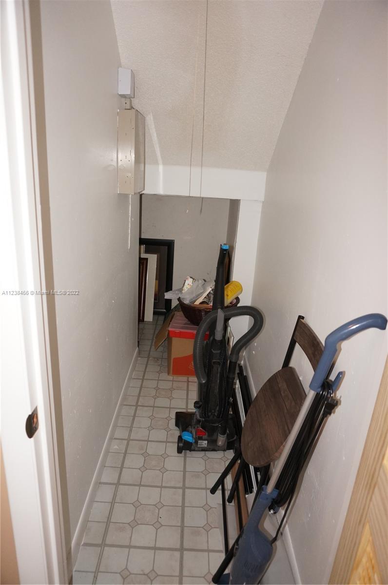 5420 Gate Lake Road, Unit 5420 Tamarac, FL 33319 - Photo 19 of 39 Gallery Image 19