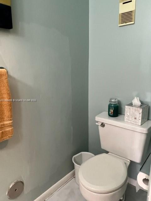 5420 Gate Lake Road, Unit 5420 Tamarac, FL 33319 - Photo 20 of 39 Gallery Image 20