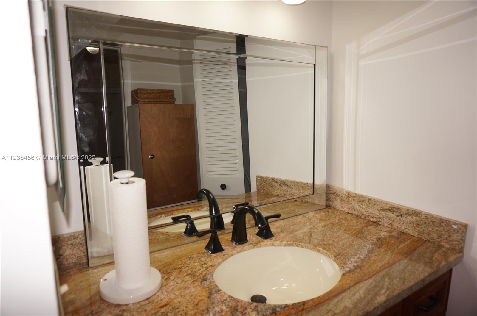 5420 Gate Lake Road, Unit 5420 Tamarac, FL 33319 - Photo 27 of 39 Gallery Image 27