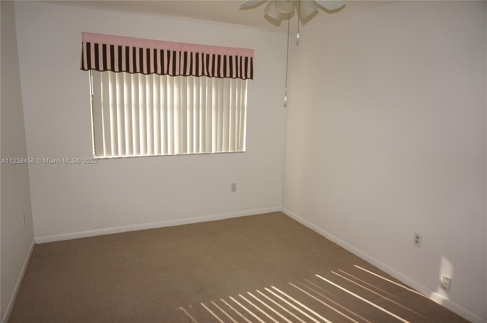 5420 Gate Lake Road, Unit 5420 Tamarac, FL 33319 - Photo 29 of 39 Gallery Image 29