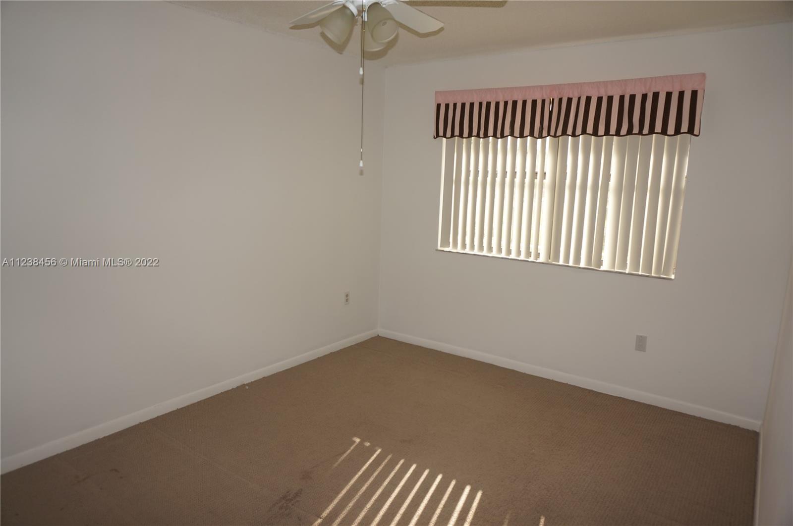5420 Gate Lake Road, Unit 5420 Tamarac, FL 33319 - Photo 30 of 39 Gallery Image 30