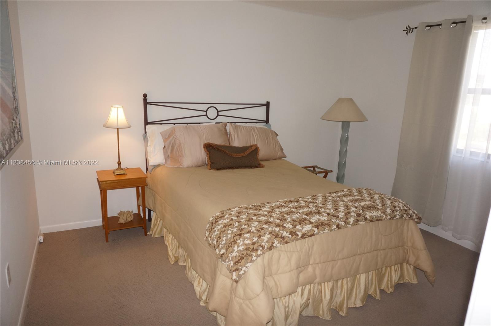 5420 Gate Lake Road, Unit 5420 Tamarac, FL 33319 - Photo 31 of 39 Gallery Image 31