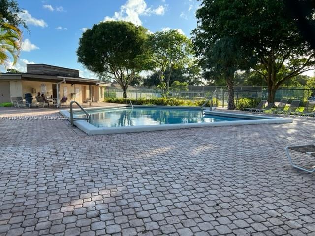 5420 Gate Lake Road, Unit 5420 Tamarac, FL 33319 - Photo 35 of 39 Gallery Image 35